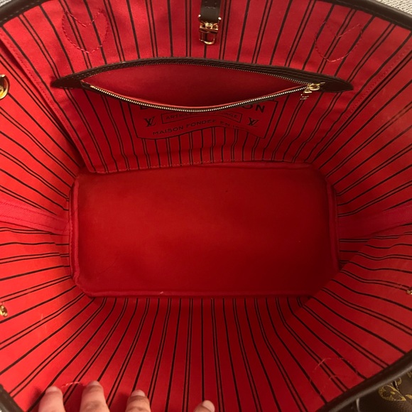 LOUIS VUITTON NEVERFULL MM DAMIER with Cherry Red Lining **rarely used** - Picture 7 of 13